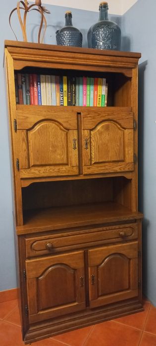 Solidny kredens vintage