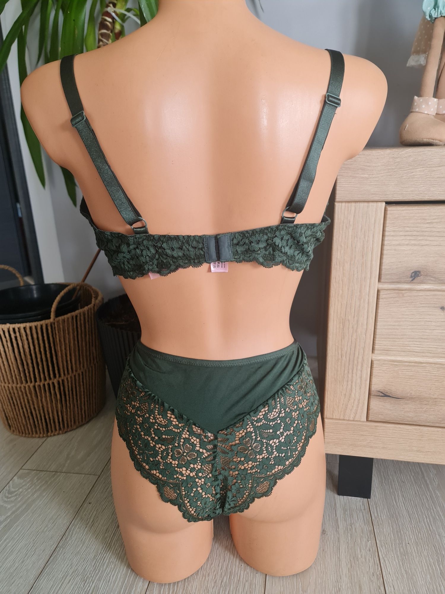 Hunkemoller komplet bielizny 90D