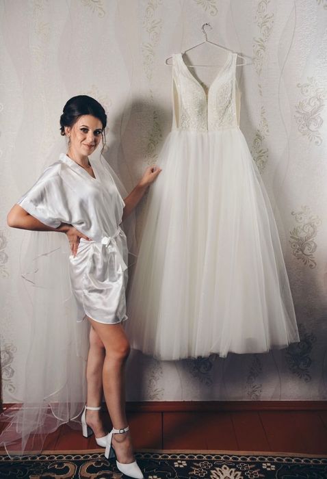 Ніжна весільна сукня