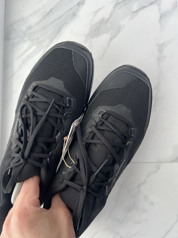 Кросівки Adidas Terrex AX4  46 розмір 30 см