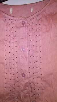 CAMISA rosa com detalhes em BOM ESTADO