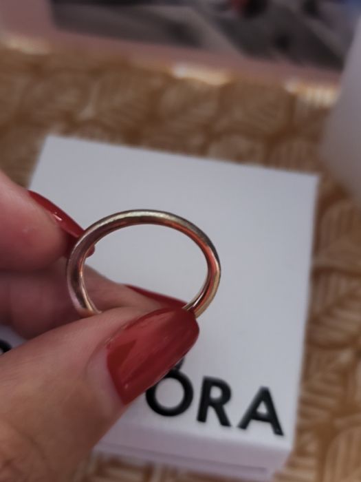 Anel Pandora rosa gold
