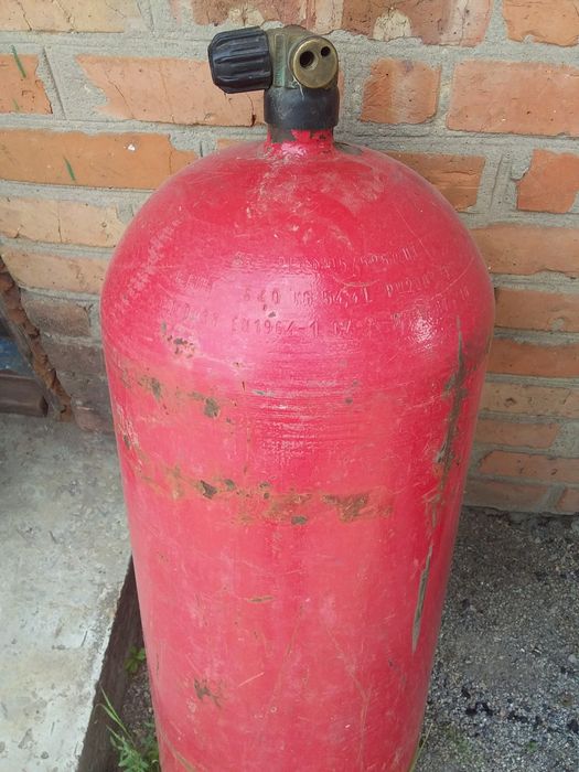 Продам балони метан