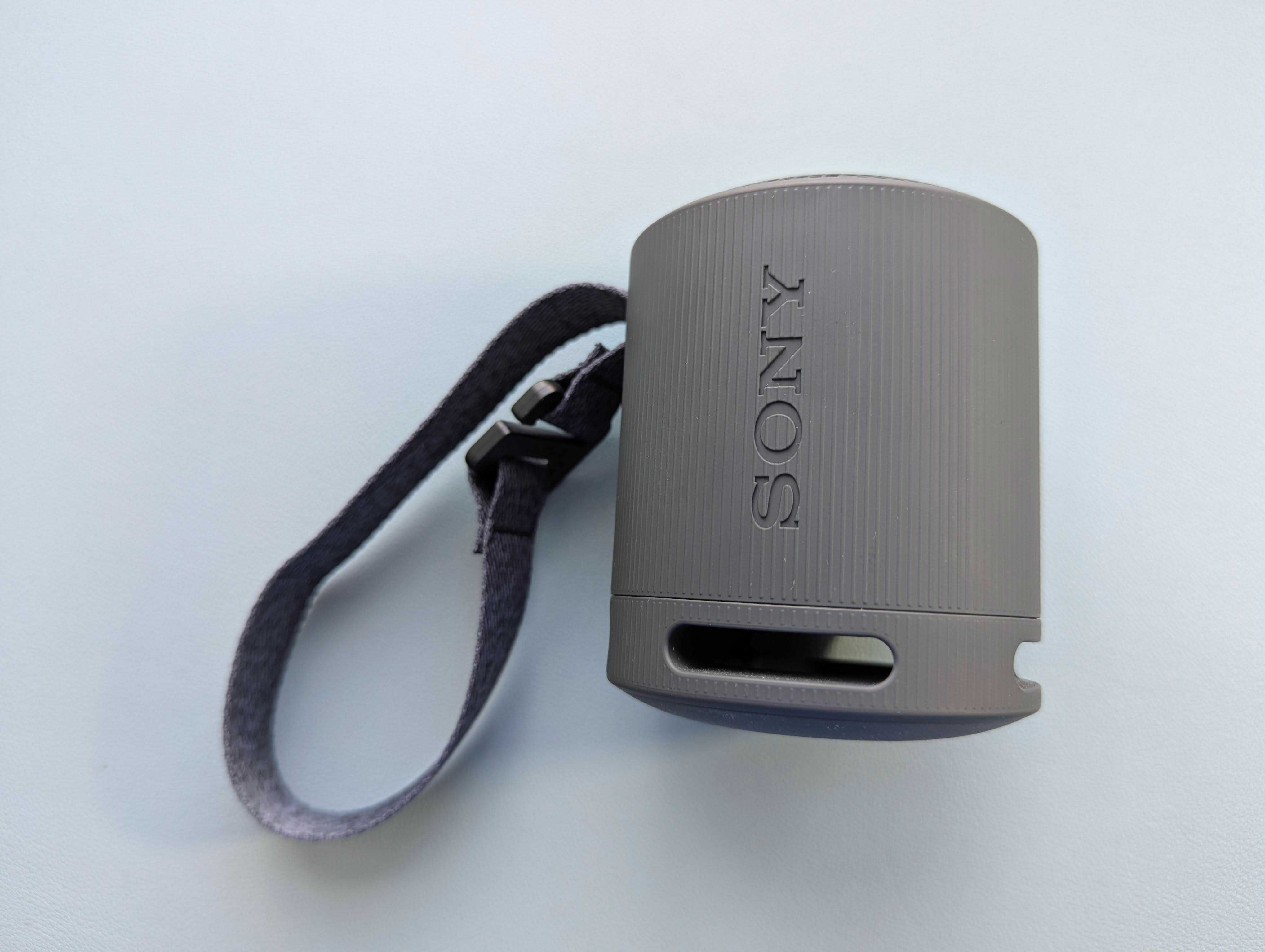 Портативна колонка Sony SRS-XB100 Black (SRSXB100B) нова / NEW