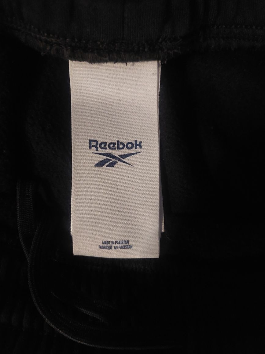 Dresy Reebok sportowe