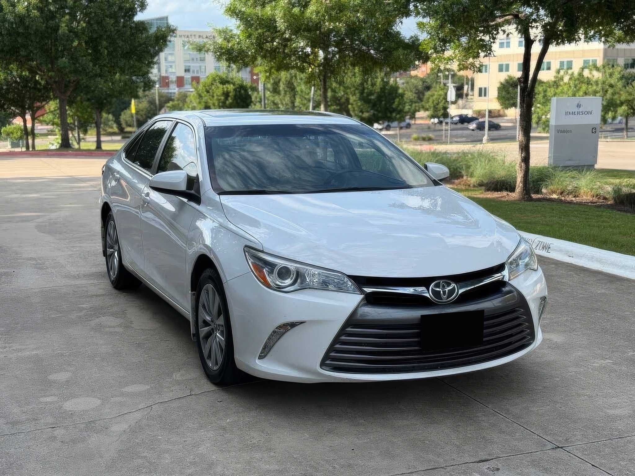 2016 Toyota Camry XLE