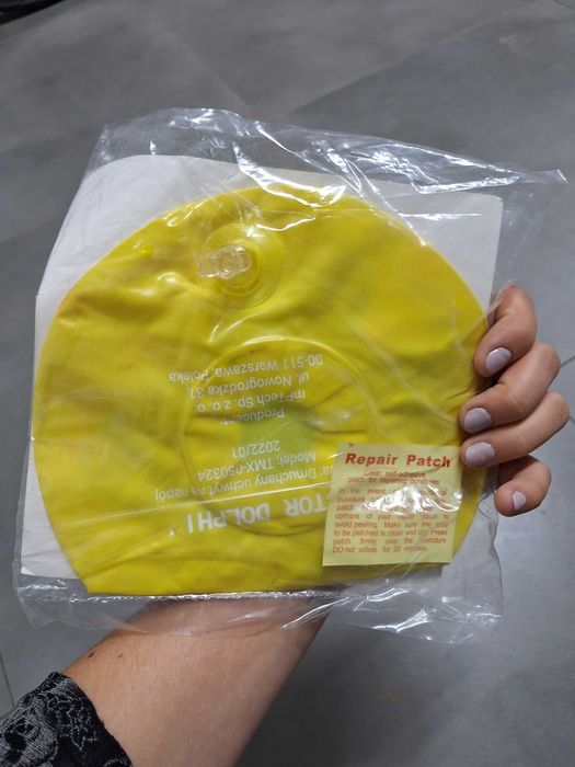 Dmuchany uchwyt na napój nowy ananas