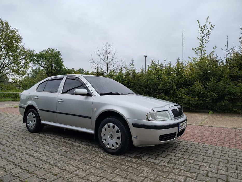 Продам надійне практичне авто.