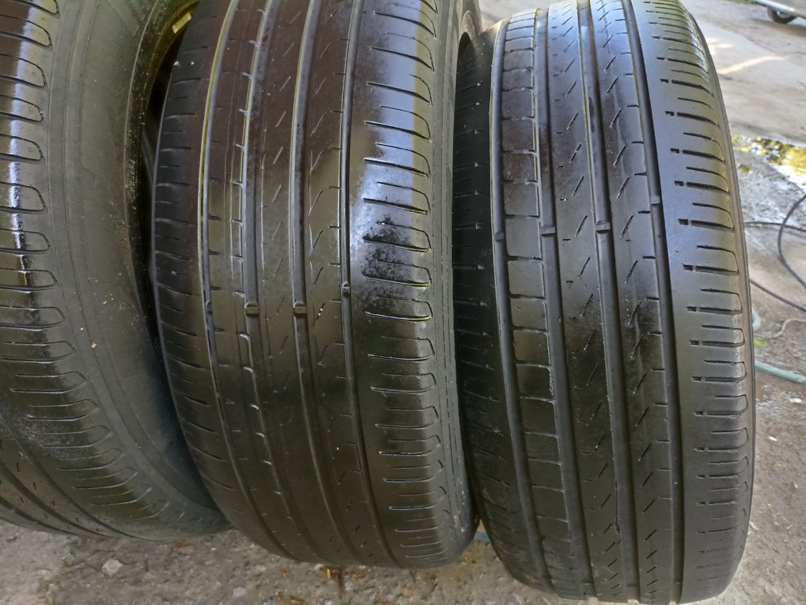 Резина 235 60 18 Pirelli літо комплект