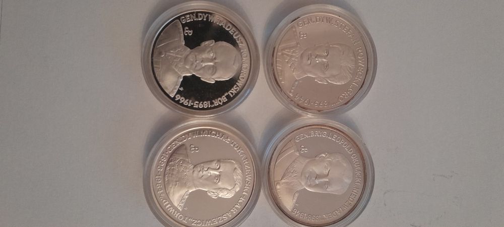 Zestaw monet  200000zl 4szt Generalowie Polski  Walczącej