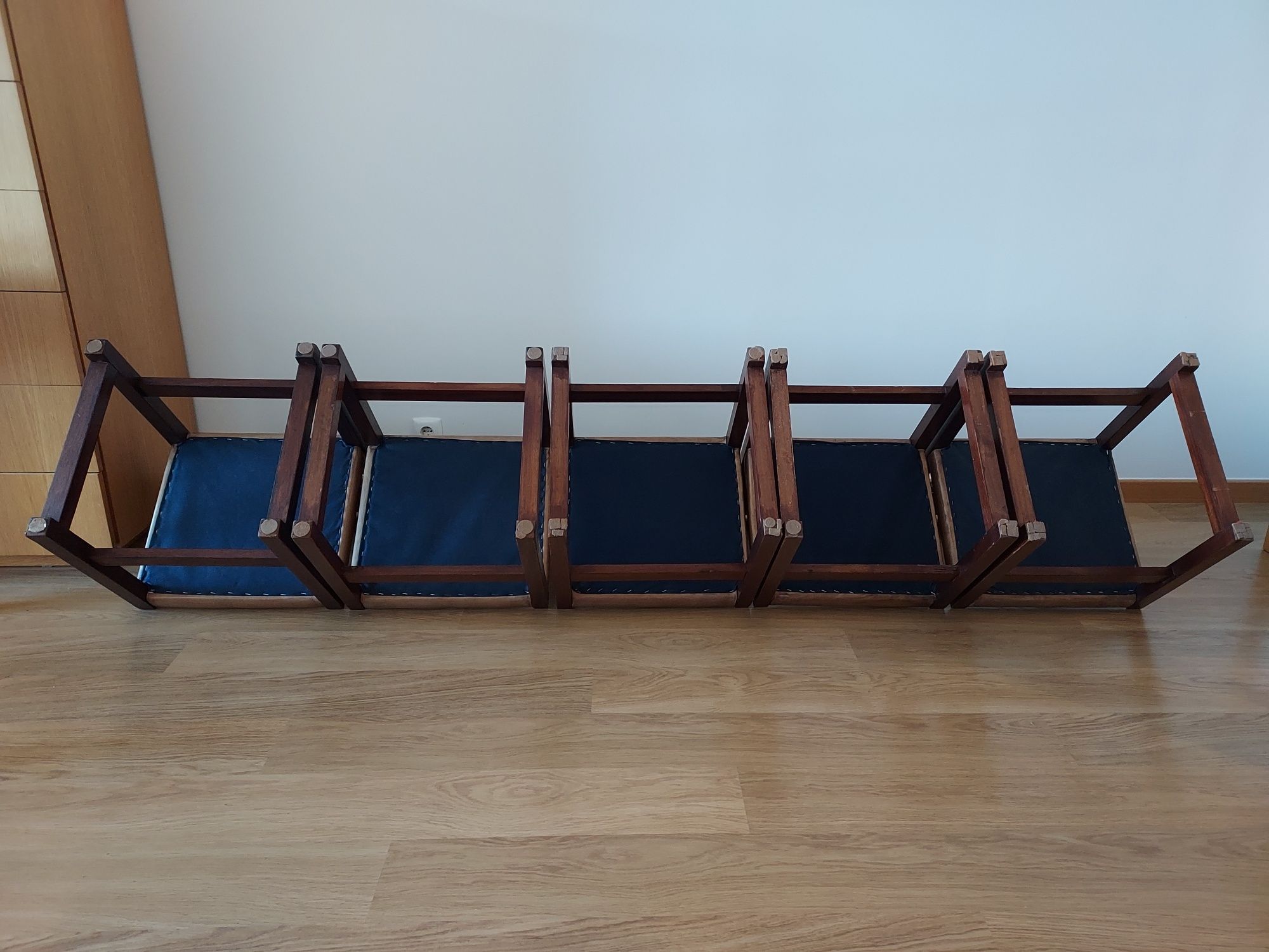 Mesa de Jantar e 5 Cadeiras Vintage em Madeira/Pele