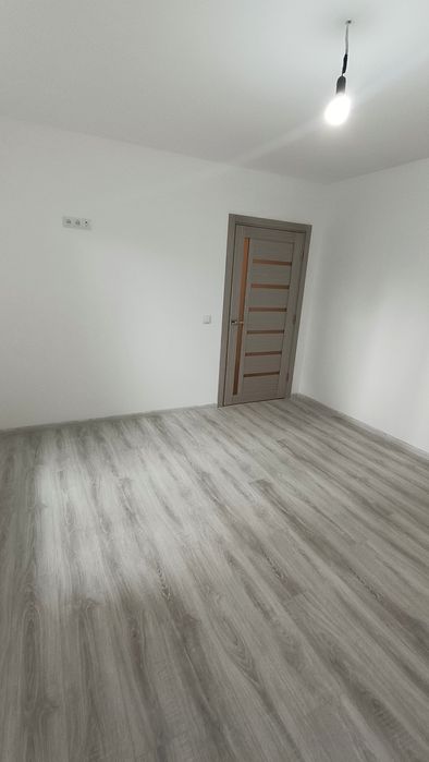 Продається 3 км квартира з капітальним ремонтом в центрі