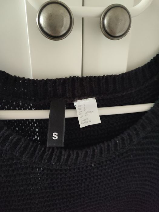 Sweter H&M S czarny ażurowy luźny
