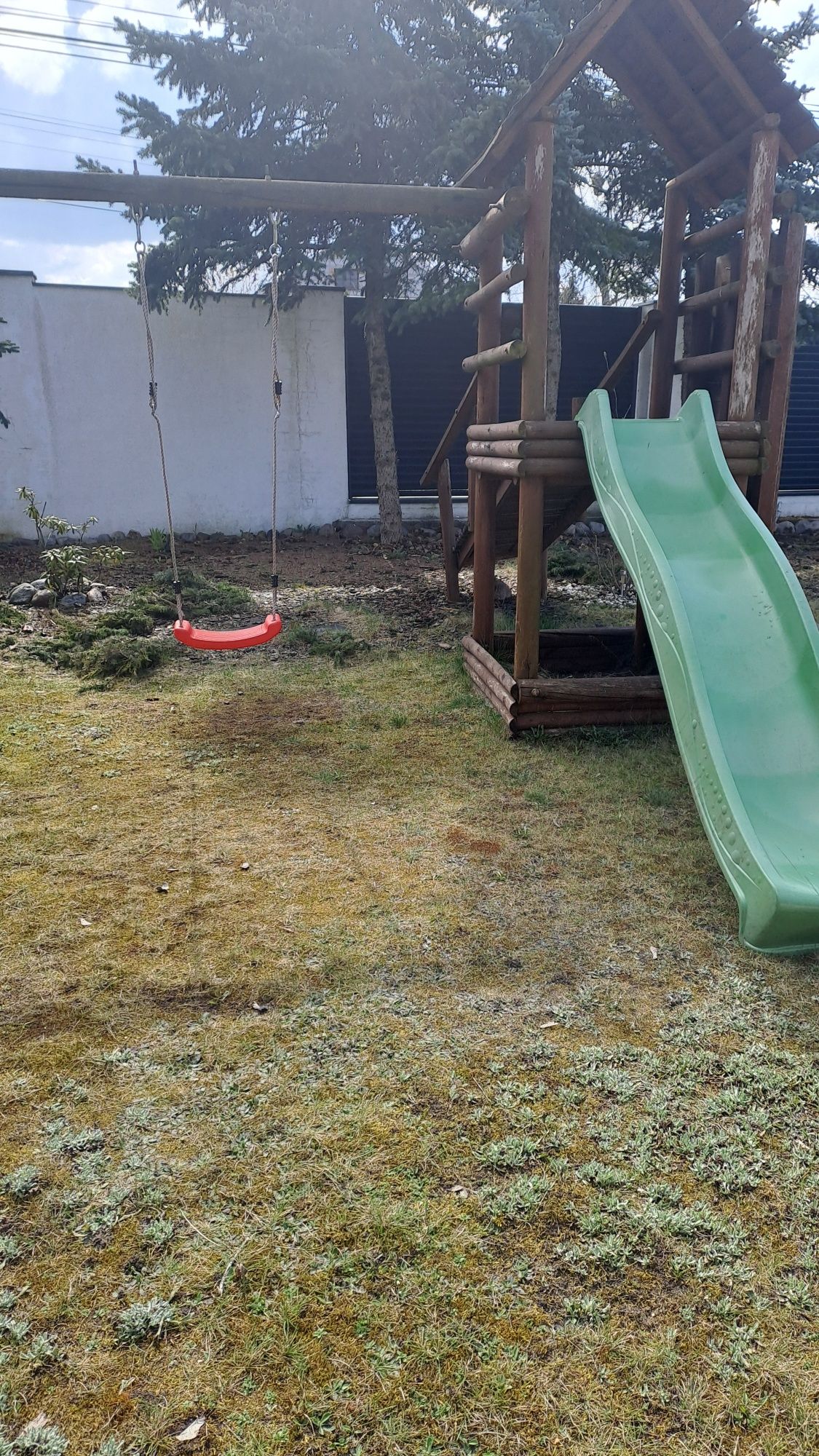 Zjezdzalnia ,hustawka, sciana spinaczkiwa ,