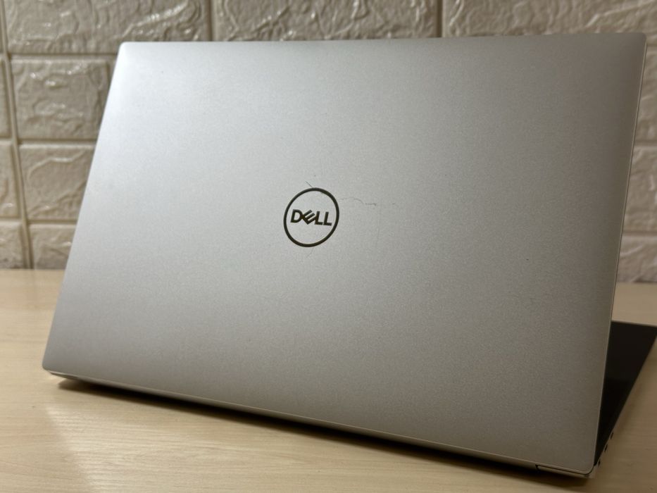 4K Touch! RTX 3050Ti! i7-11800H! Dell XPS 15 9510, 16/1Tb