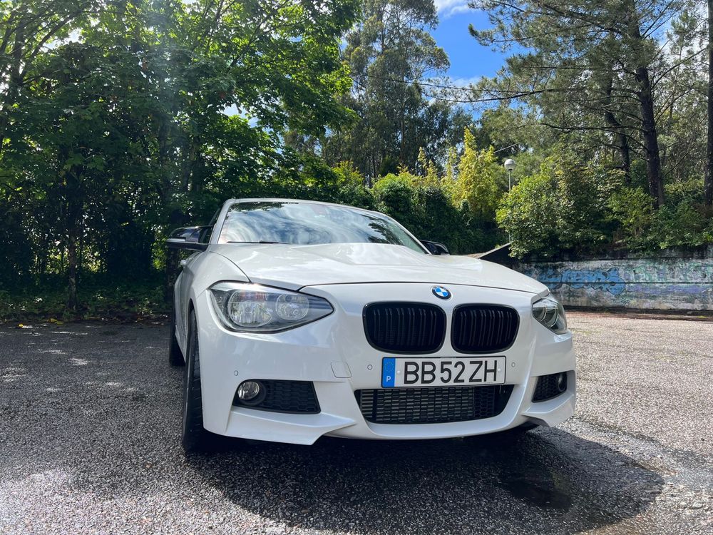 BMW 118 I 2011 gasolina tecto de abrir caixa automática