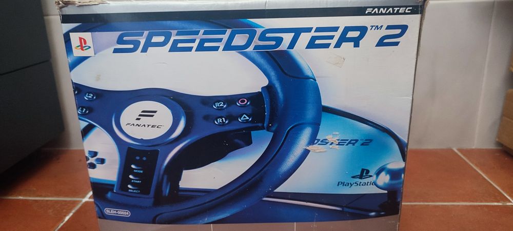 Volante PS1/PS2 com mudanças e pedais