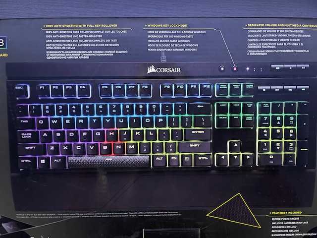 Teclado Corsair K68 RGB