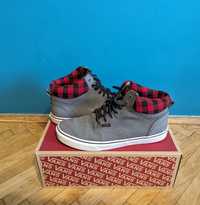 Buty Vans wysokie trampki 44