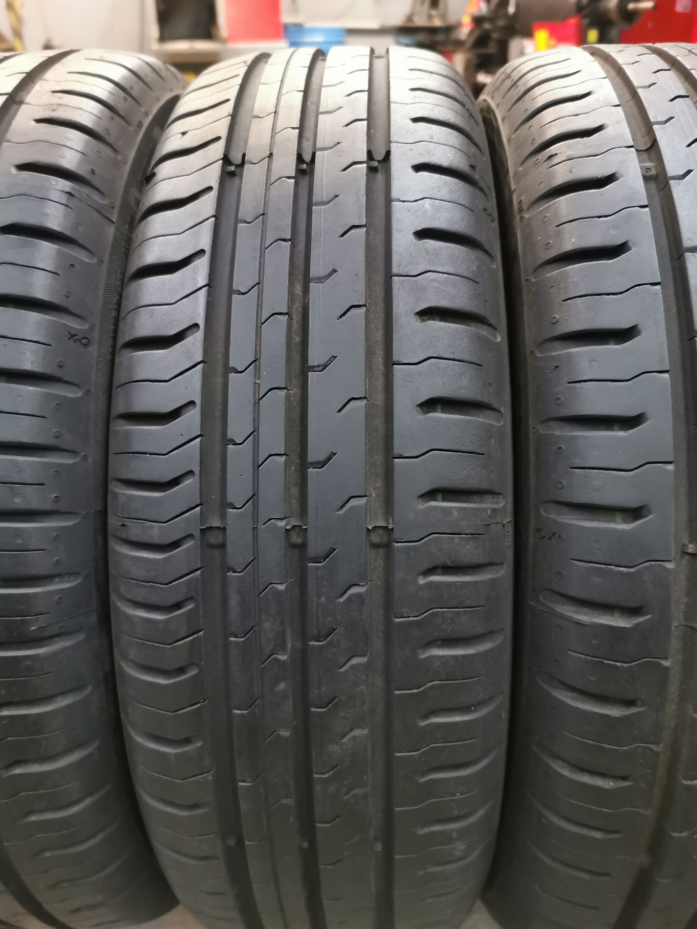 Komplet opon 165/60R15 77H Continental ContiEcoContact 5 z 2021 roku