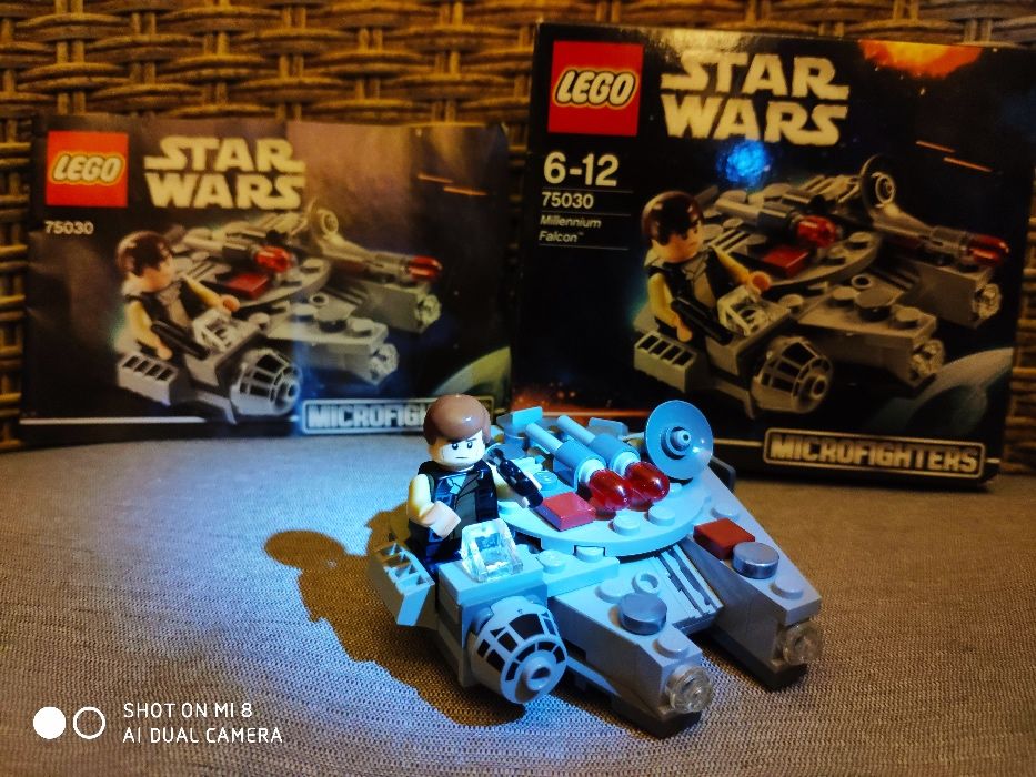 LEGO STAR WARS 75030 - Millennium Falcon