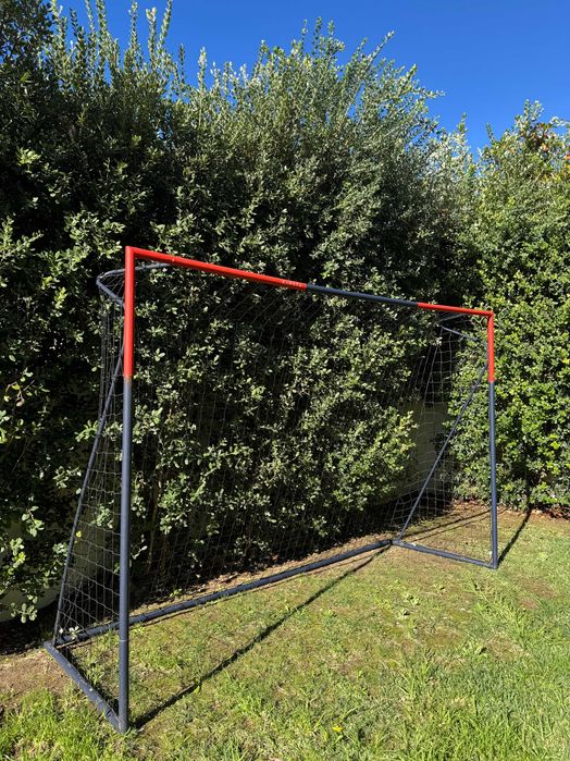 Baliza de futebol Kipsta + conjunto de cones de treino