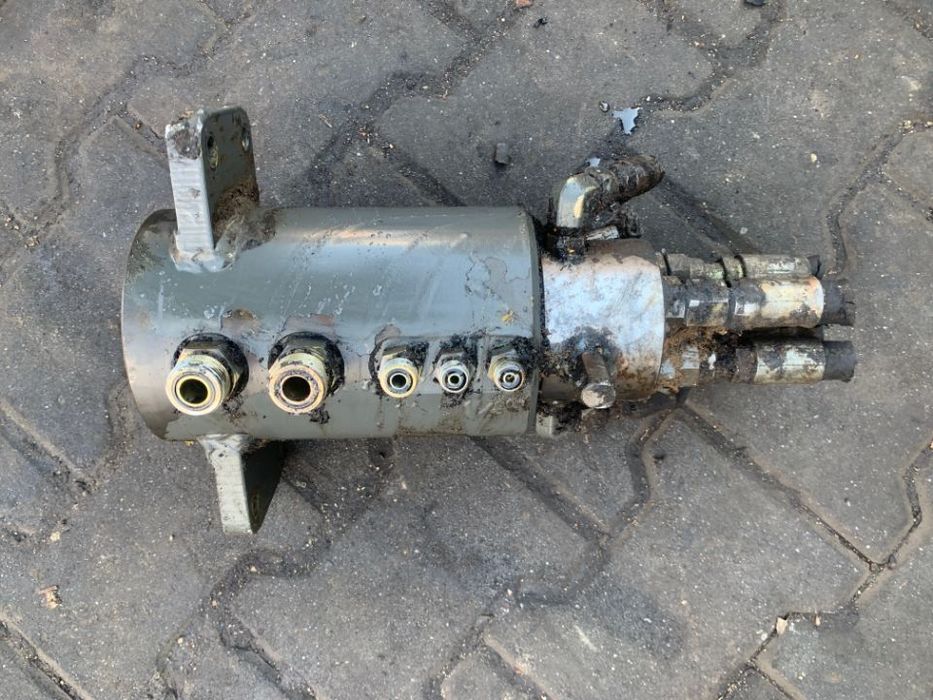 Kolumna wieża obrotu do koparki gąsienicowej JCB 803