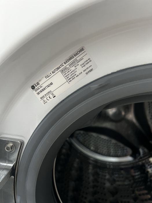 Прально сушильна машина LG