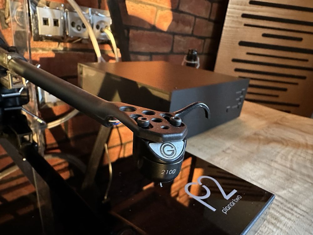 Zestaw gramofon Rega P2+Phono Box DS2