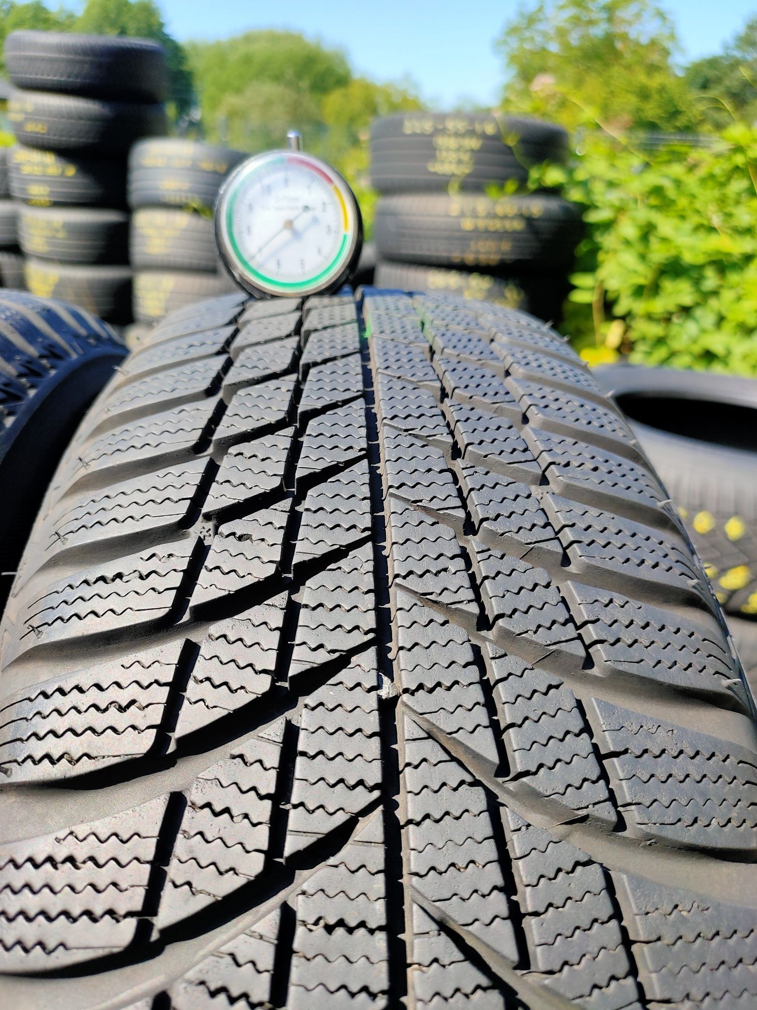 185/55R15 Bridgestone Blizak LM001 z 2016r 7mm