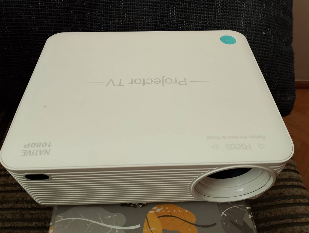 Projektor multimedialny