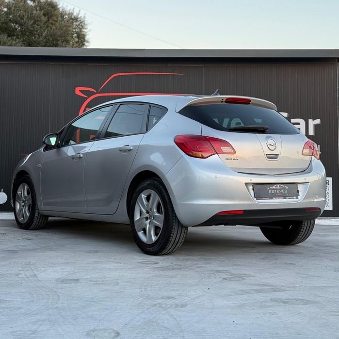 Opel Astra 1.7 CDTi Selection Business