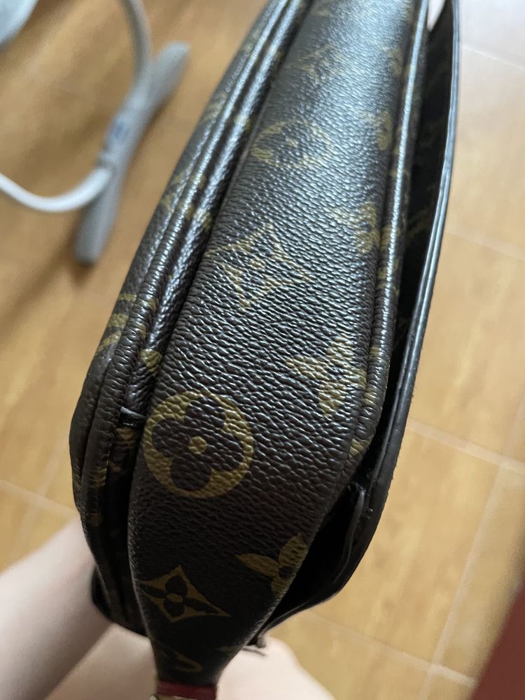 Сумка Louis Vuitton