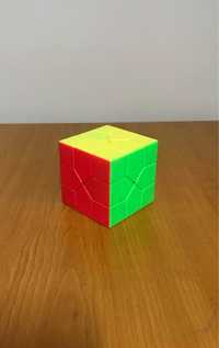 Redi cube MoYo.