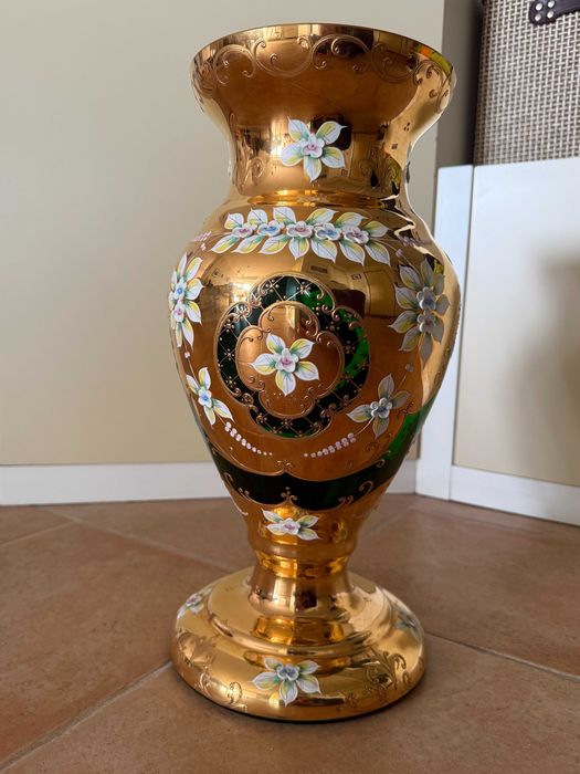 Велика ваза Bohemia ручної роботи (Чехія)