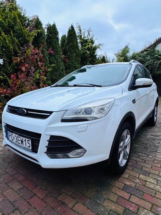 Ford Kuga Polski salon, bezwypadkowy, dokumentacja serwisu