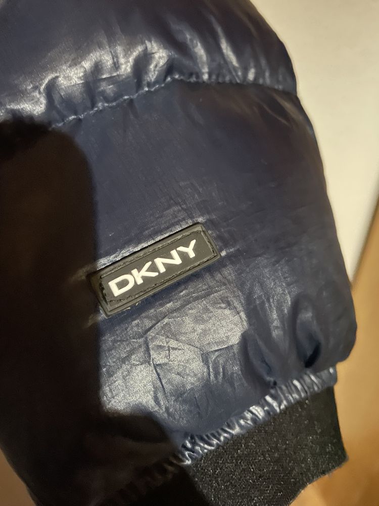 Blusão penas DKNY