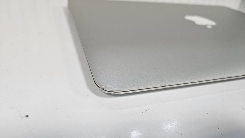 Macbook Air A1466  13,3/i5-4260u/8GB/256SSD/Big Sur