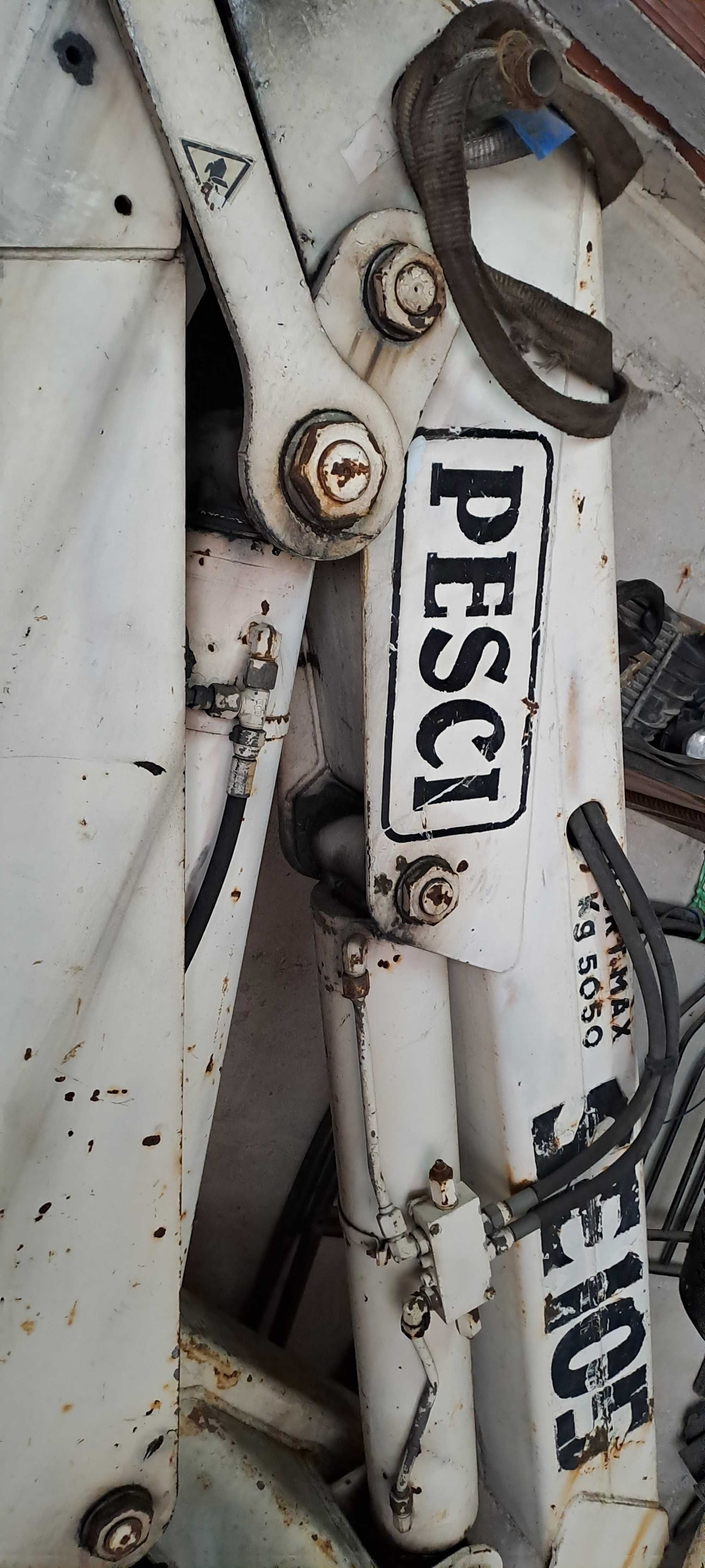 Grua pesci 5050kg