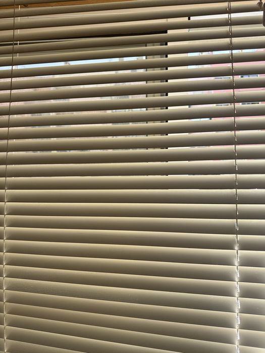 Estore com laminas de pvc