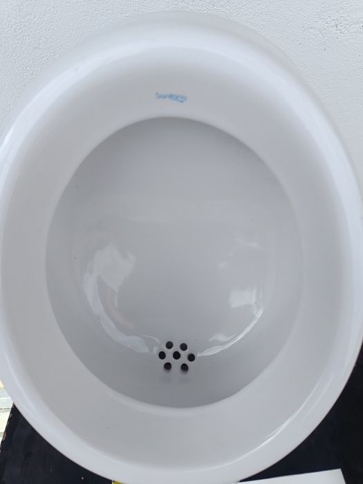 Urinol Branco com Escoamento Horizontal Sanitana MAR