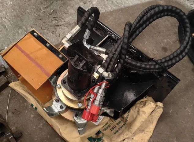 Miniladowarka Skider w-460 PRO Skid Steer 25KM leasing,raty