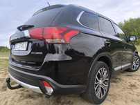 Mitsubishi Outlander Intense + 4WD CVT