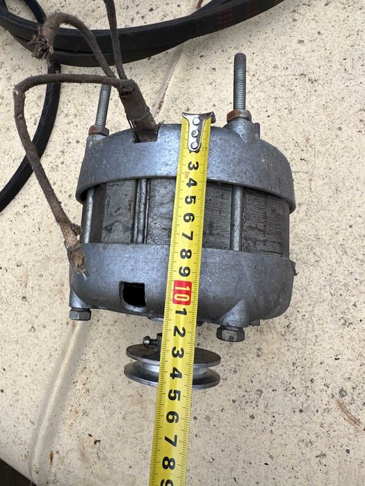 Електродвигатель /Електромотор