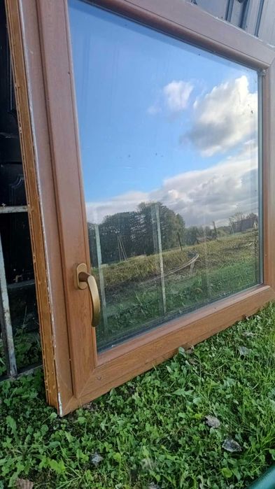 Okna z demontażu złoty dąb