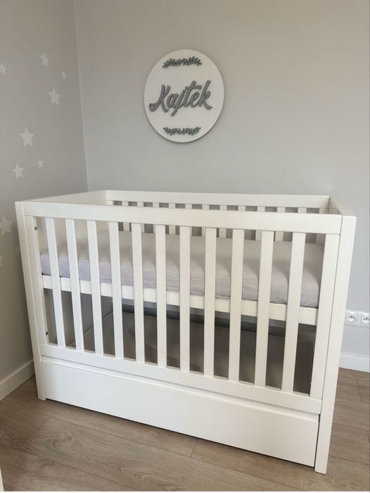 Piękne łóżeczko dziecięce 120x60