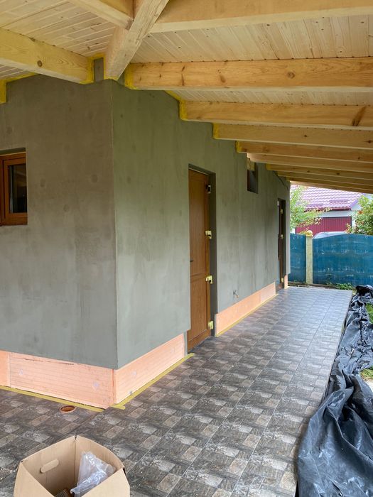 Кладка цегли, блока, дах,фасад.