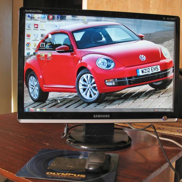 ЖК монитор Samsung 226BW , 22 дюйма