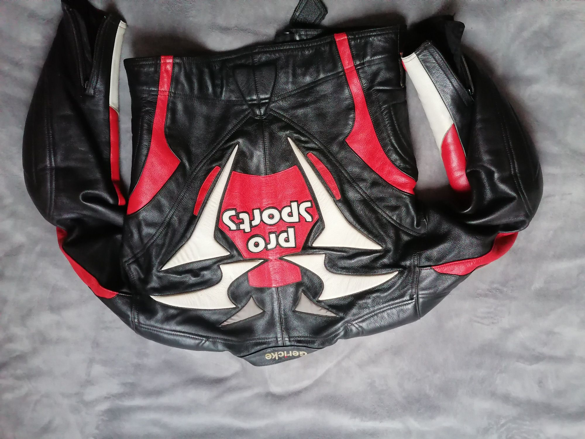 Sprzedam ciuchy motocyklowe