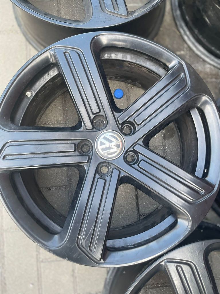 Felgi Cadiz 18 x 7.5 et 49 5x112 golf 7R